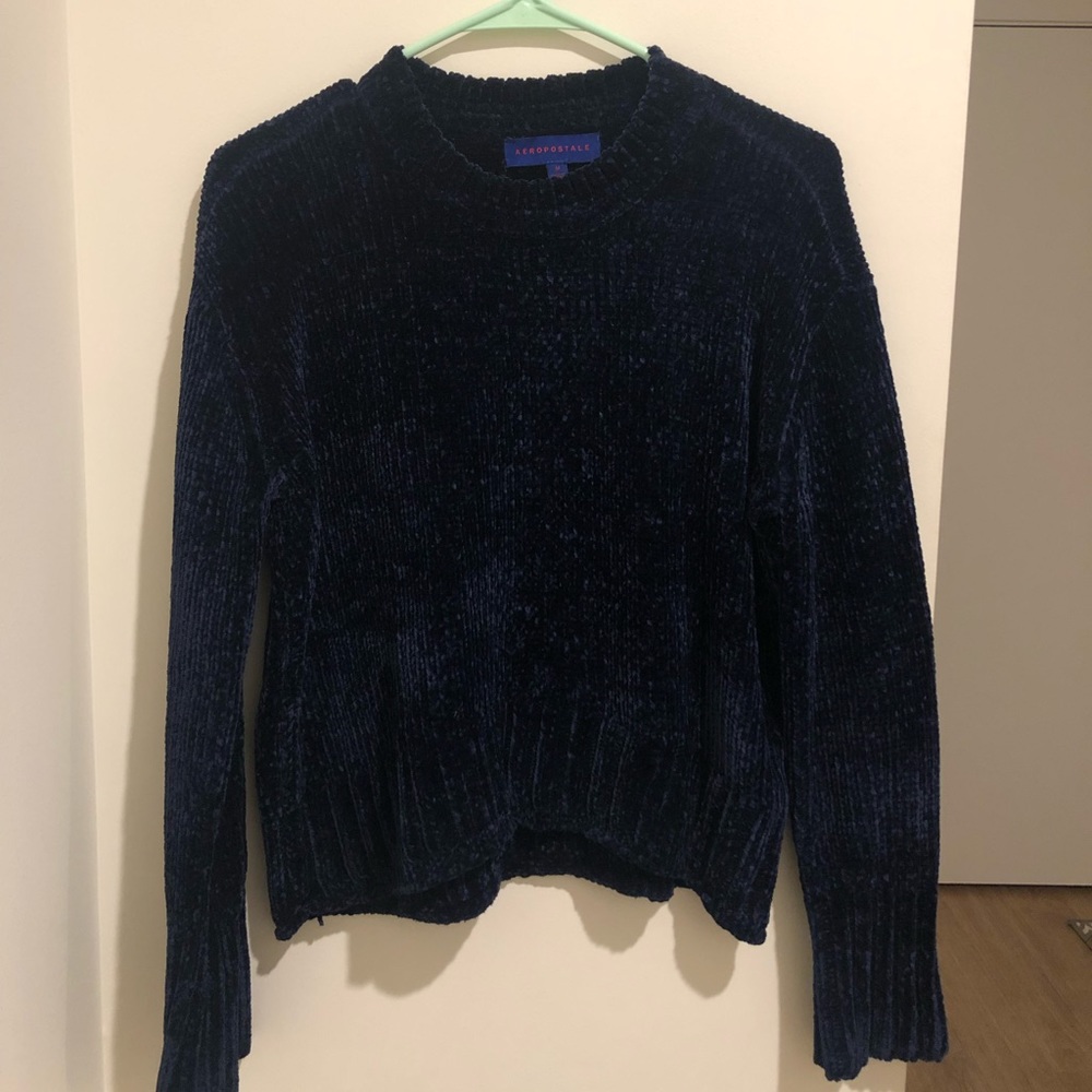 AEROPOSTALE + Medium +